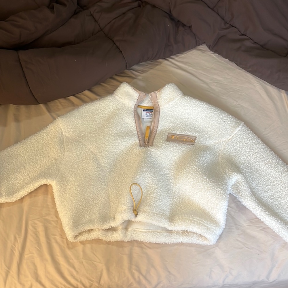 Cropped champion zip up